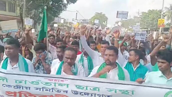 Thousands rally in Gossaigaon demanding tribal recognition and land rights