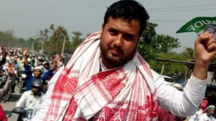 AIUDF MLA Ashraful Hussain caught on camera threatening policeman at Shilpgram, sparks outrage