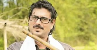 Mortal remains of flutist Dipak Sarma arrive in Guwahati; final rites today