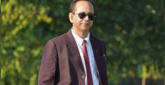 Former IAS officer summoned for allegedly threatening journalist and his young son