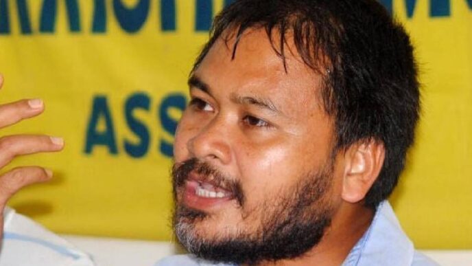 Akhil Gogoi calls for united opposition ahead of 2026 Assam Elections, Raijor Dal welcomes 300 new members
