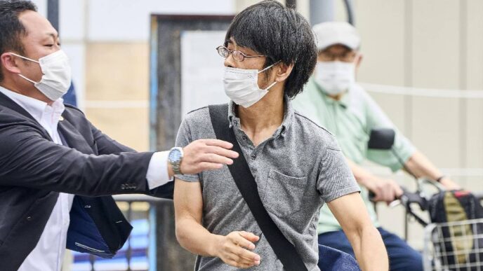 Man accused of killing Shinzo Abe apologises to former PM’s family in court